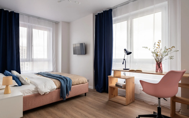 Chetyrekhkomnatnaya Dizainerskaya Vidovaya Flat