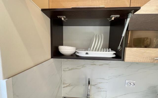 4Kh Mestnaya Studiya s Basseynom Apartments