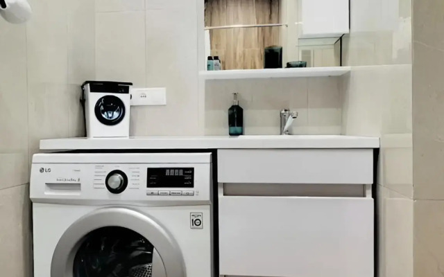 Yevrodvushka v Nizhneimeretinskoj Bukhte Flat