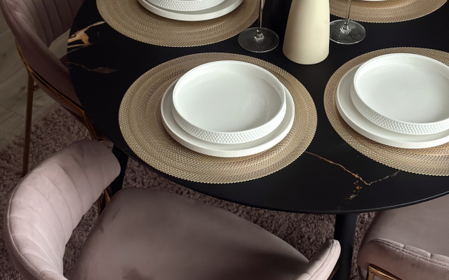 Апартаменты - номер Четыре в Апарт-комплексе Виктория