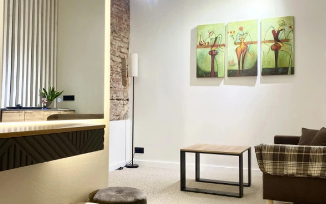 Sova_Mira Dvuh-zonnyj Loft Apartment
