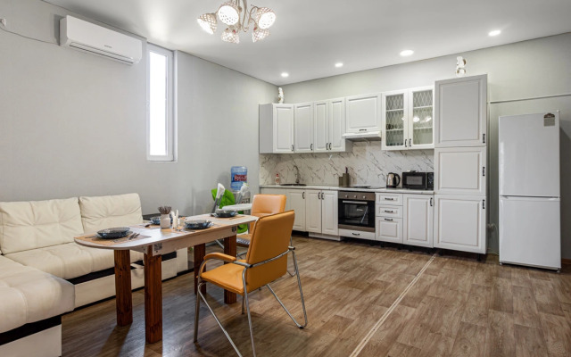 Na Dekabristov 17 Flat