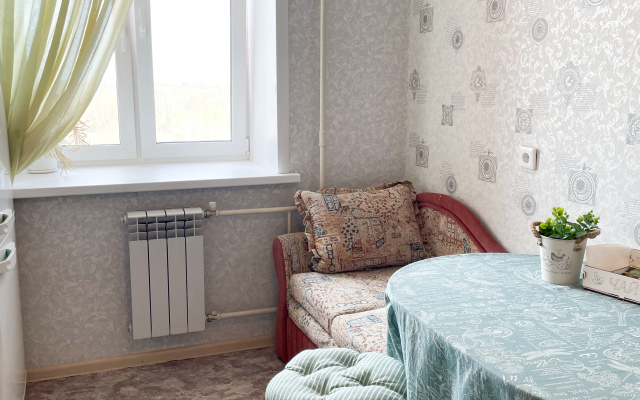 Ryadom S Naberezhnoy Flat