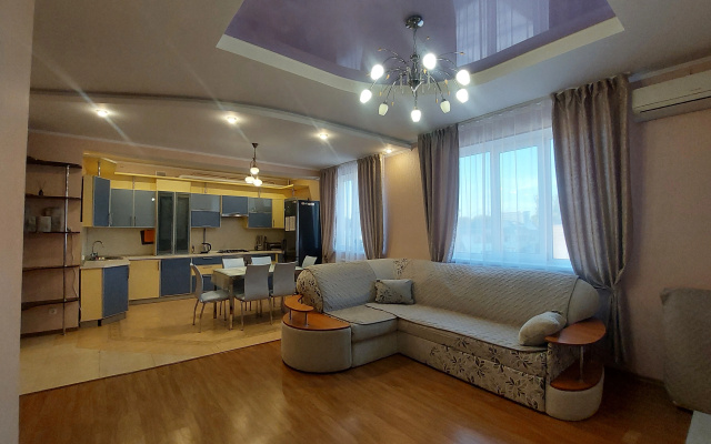 Квартира Горького 12