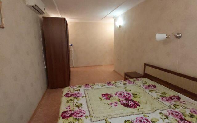 VladApart- Ocean Avenue Apartments