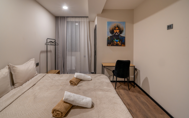 Chetyrehkomnatniye Niabi S Bilyyardom I Kinoteatrom Apartments