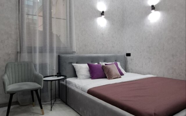 Apartments v Tsentre Sochi na Ulitse Roz