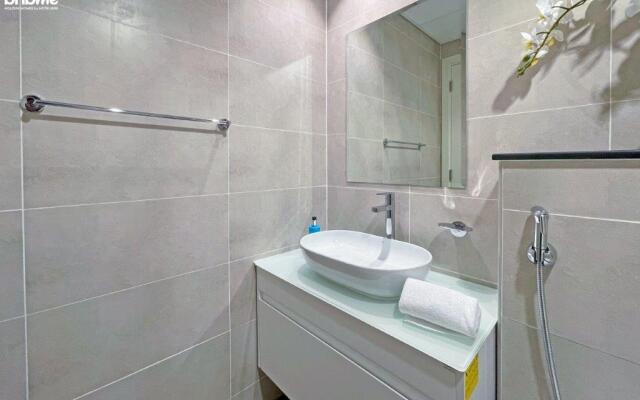 Апартаменты bnbmehomes | Damac Hills Studio w/ City View-2504