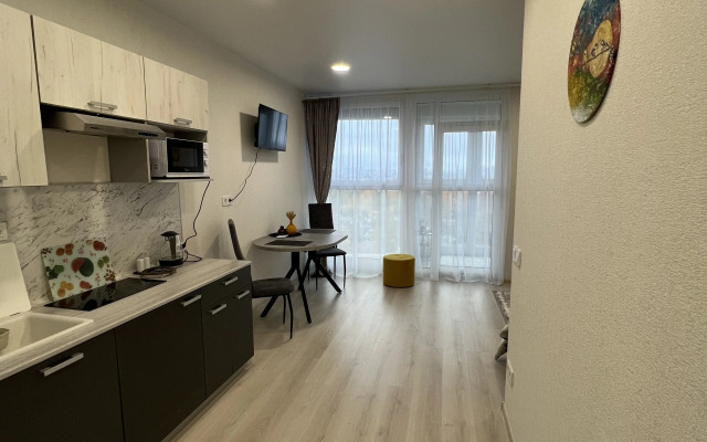 Квартира 1-ком студия, ул. Кижеватова 3д, Минск-Мир