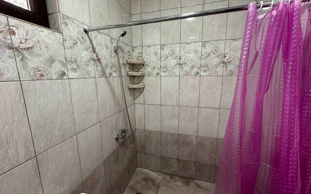 Novy Afon Guest house