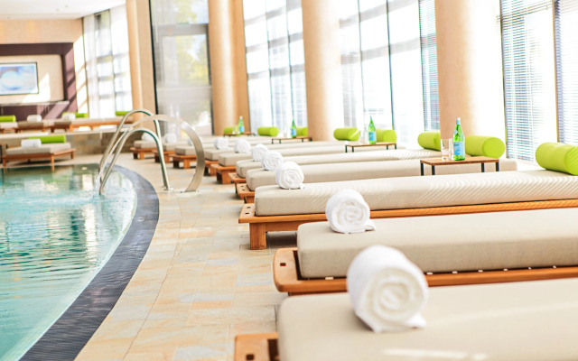 Отель Renaissance Minsk TGB