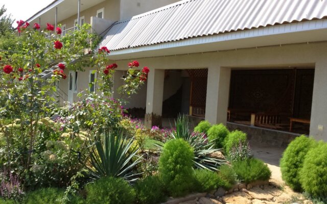 Diliya Guest House