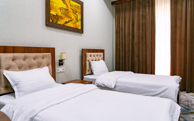 Macan Terrace Hotel