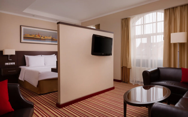 Отель Cort Inn Казань Кремль (ex Courtyard by Marriott)