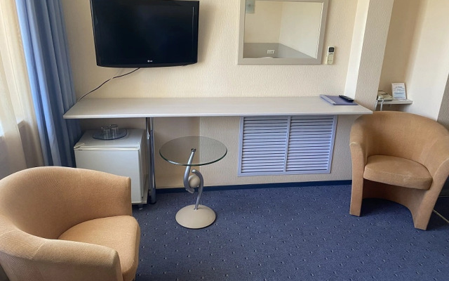 Eighth Sky Mini Hotel