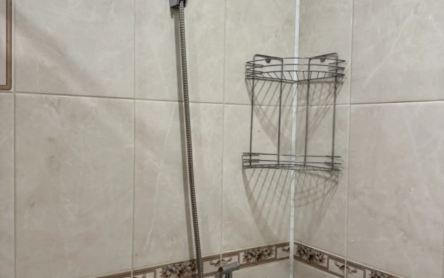 Гостевой дом 144 Тельмана 60