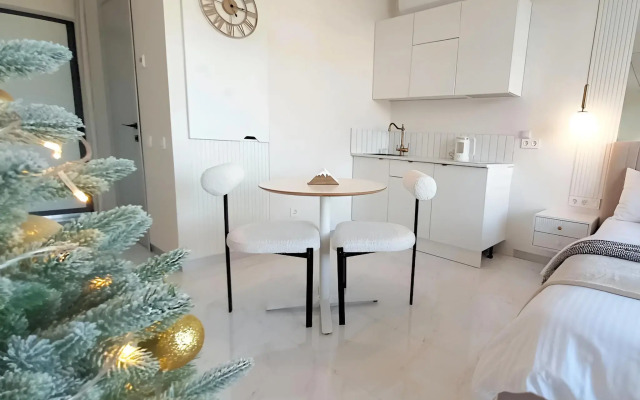 Квартира Студия с видом на горы Happy Moments