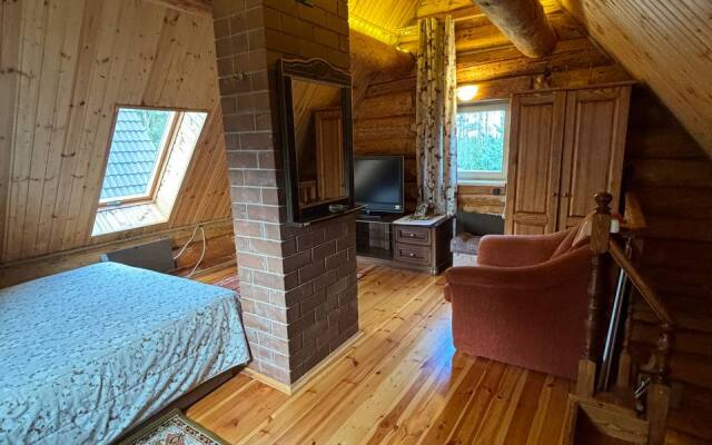U Narochi Guest House