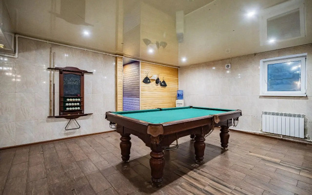 Teply Kottedzh Ryadom S Aeroportom Private house