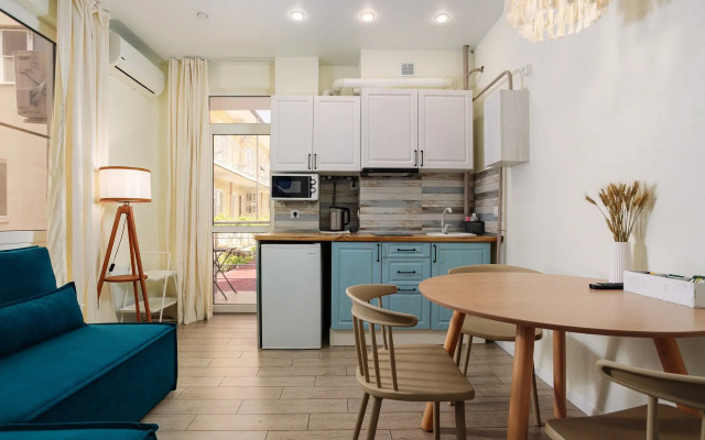 Na Trostnikovoj 35-2 More Apartments