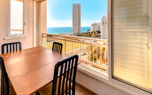 Charming 3 Bdr Sea View Bat Yam #B5 Apartments