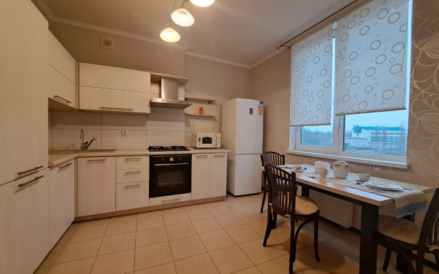 Квартира Двухкомнатная у Бассейна