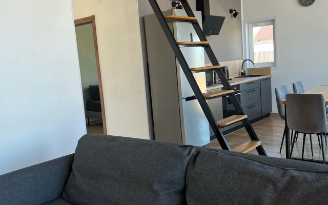 Barnkhaus U Ozera Private house