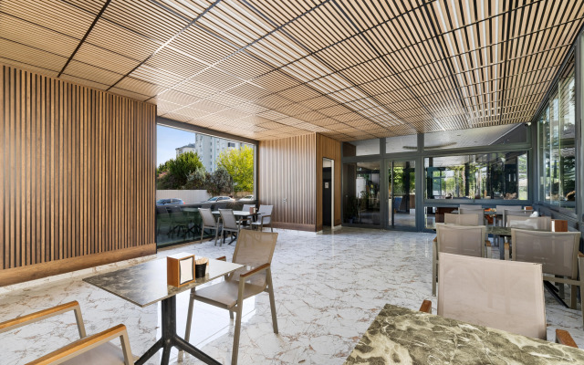 Apartments River Park Residence Lara