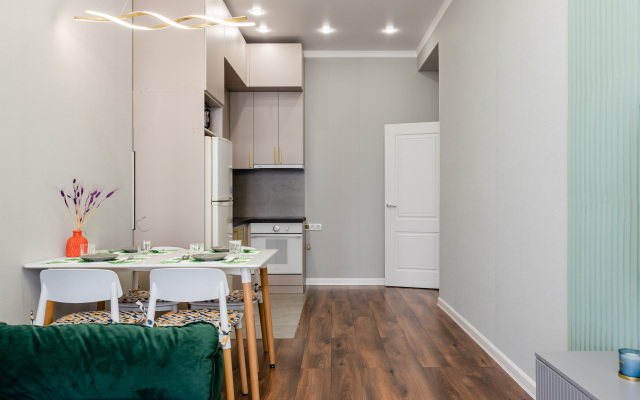 Uyutnaya Kvartira 3 Minuty Do Metro (terrakota) Apartments