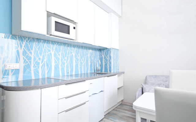 CHetyrekhmestnye Uluchshennye Studio Apartments