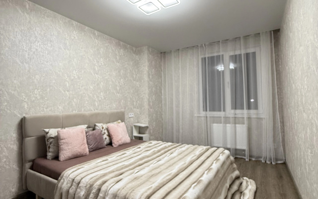 Апартаменты Современные двухкомнатные вблизи Мамаева Кургана