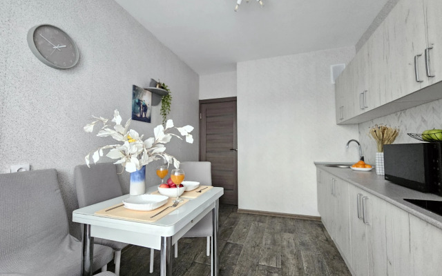 Svetloyar Flat