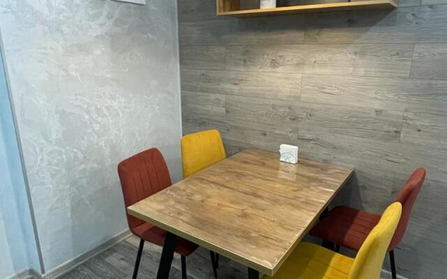 Apartamenty Dizaynerskaya Studiya V Elitnom Zhk "graf Orlov"
