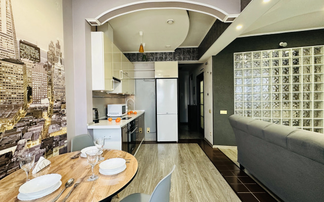 Uyutnaya studiya u Permskogo zooparka Flat