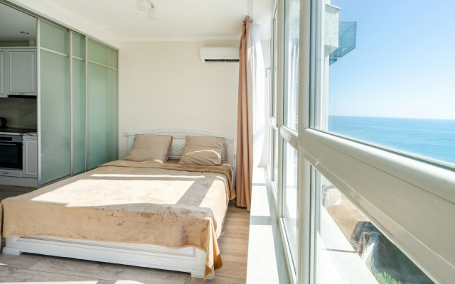 Апартаменты Уютная студия с видом на море