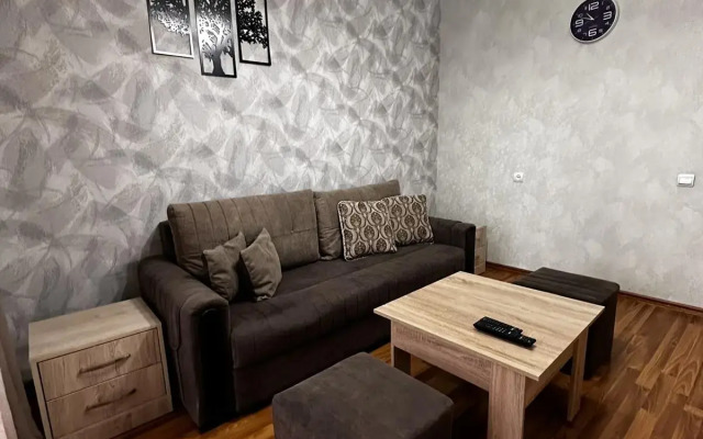 Perte Pouse on Margaryan 37 Apartments