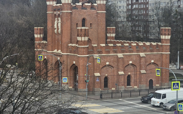 S Vidom Na Korolevskie Vorota Flat