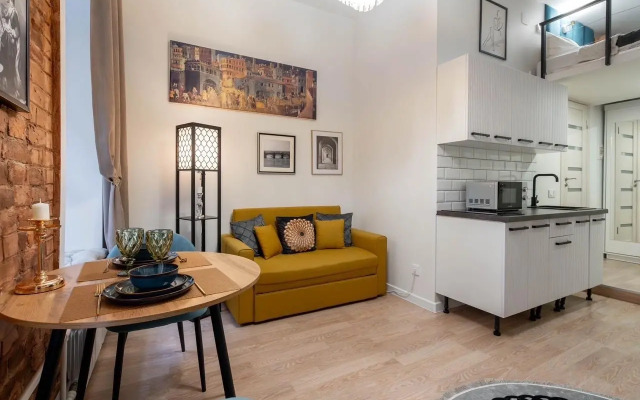 Atmosfernaya Studiya U Tavricheskogo Flat