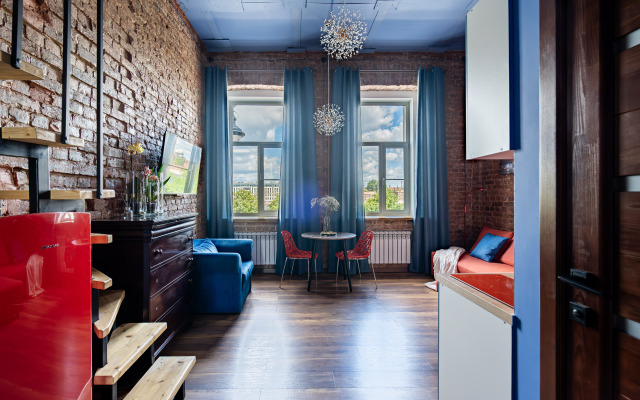 Апартаменты Лофт с Видом на Неву 3