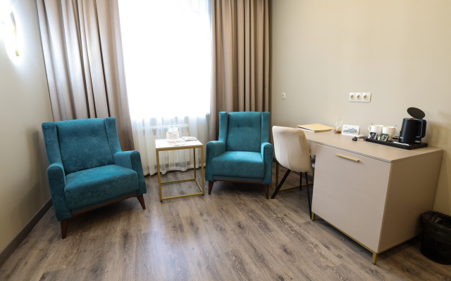 Гостиный двор Зуевский