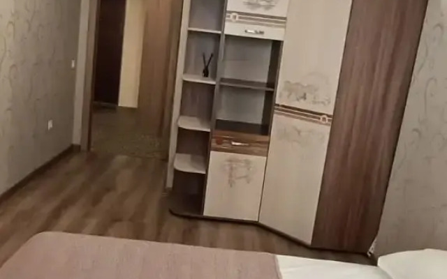 New Apart Kristall Flat