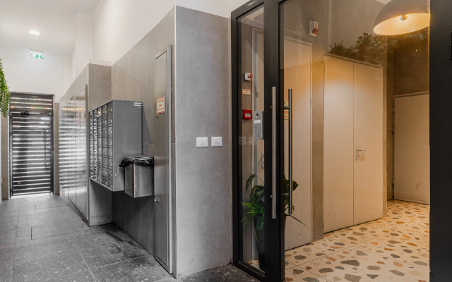 Blueground at Florentine ID05 Apartments