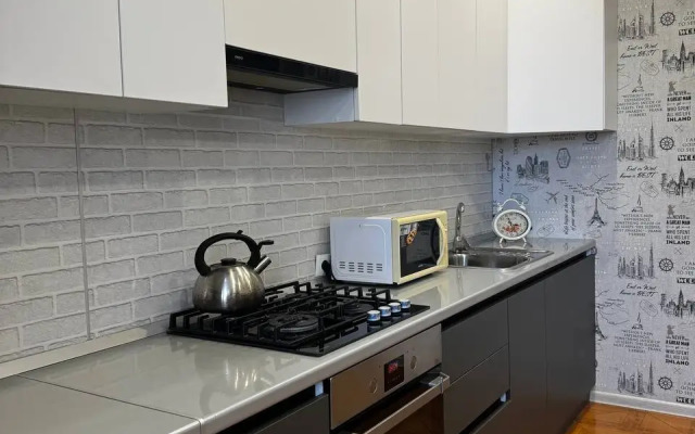 Апартаменты Sutki Vip Уютные на Ново-Казанская