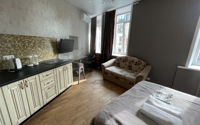 V Tsentre Goroda Flat