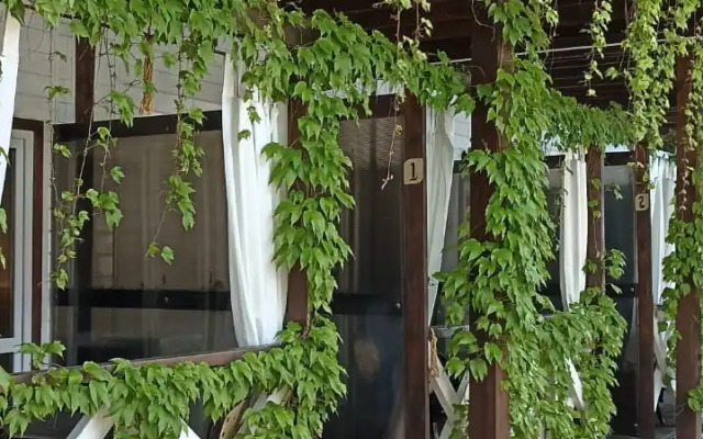 Belaya Derevnya Hotel