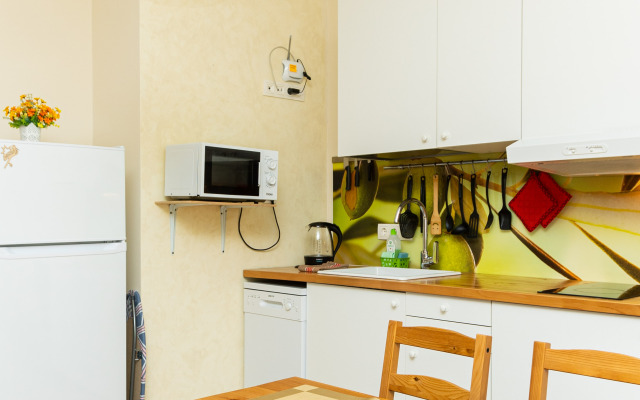 Semeynye S Vidom Na Gory Apartments