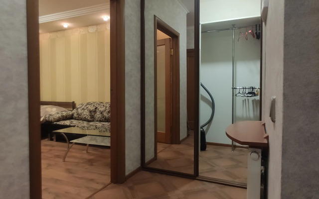 V Spalnom Rayone Flat