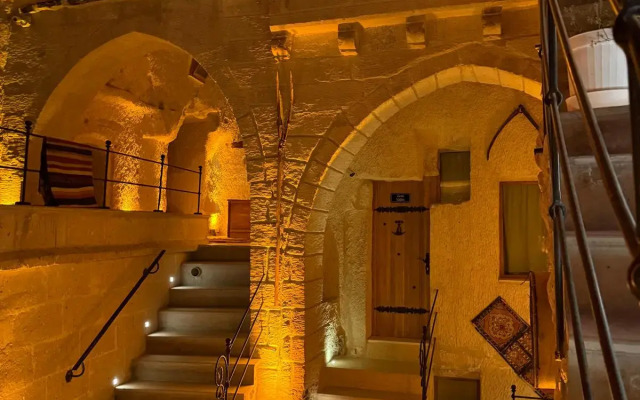 My Cave Suites