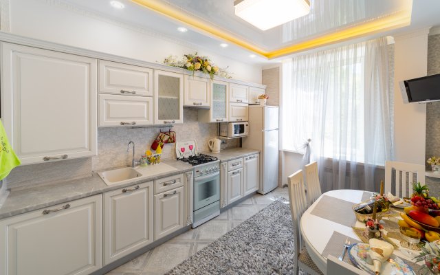 Uyutnaya Kvartira V Tsentre Goroda Apartments