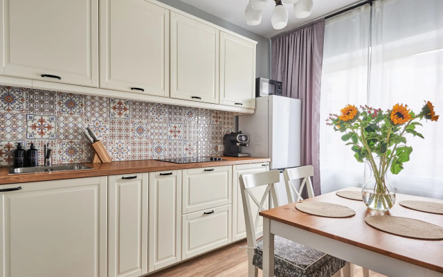 Prostornye Apartamenty u Yekaterininskogo Parka Flat